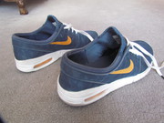 Used Nike Air SB walking shoes